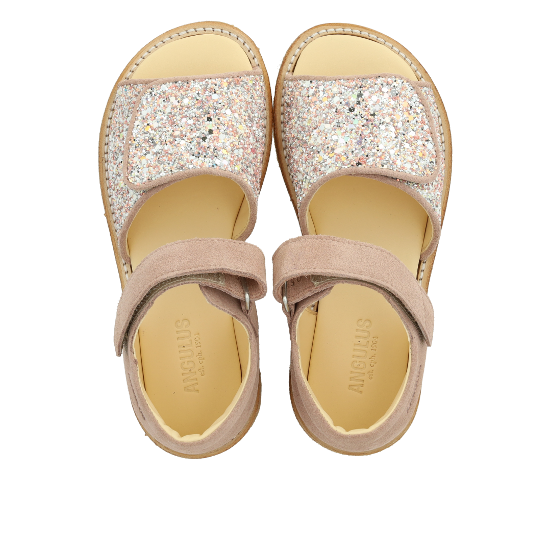 Sandale mit funkelndem Glitzerdetail