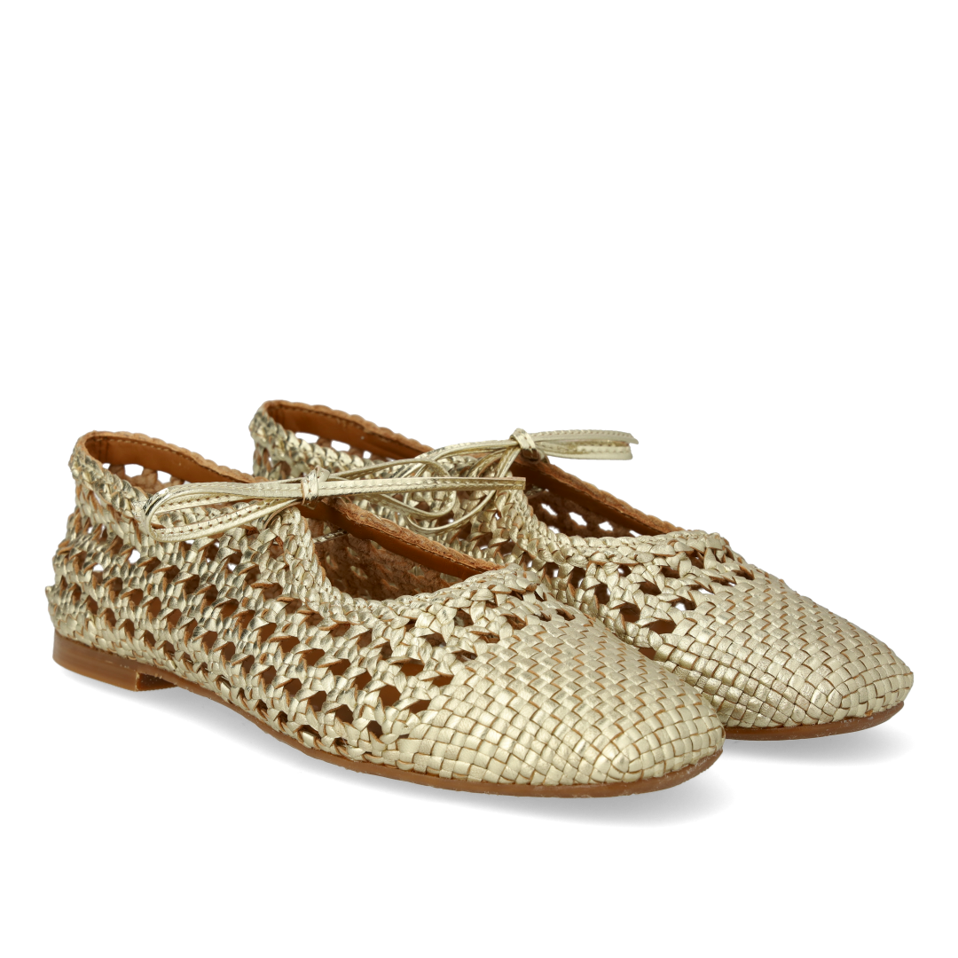 Weiche handgeflochtene Ballerina mit Schleifendetail