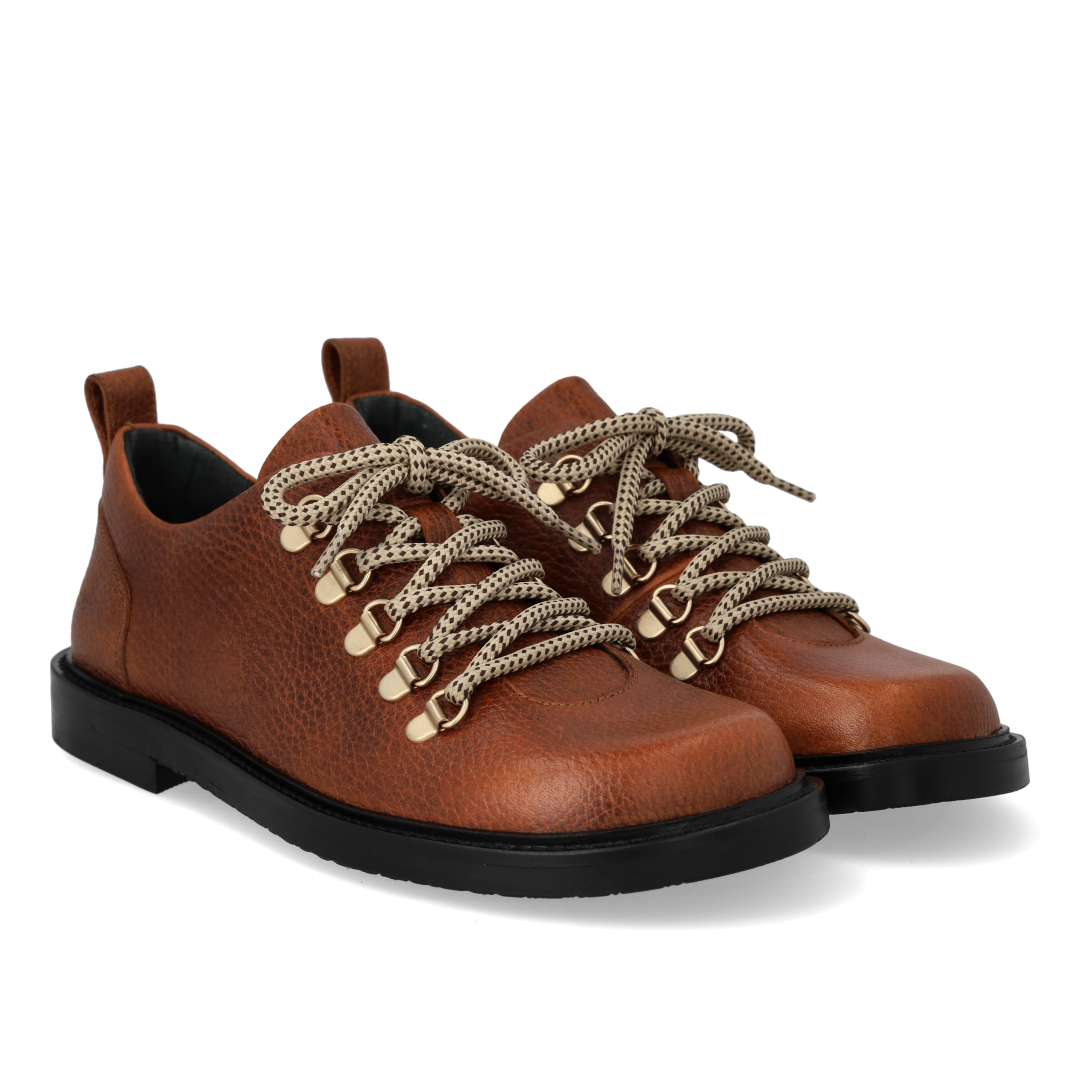Schnürschuhe