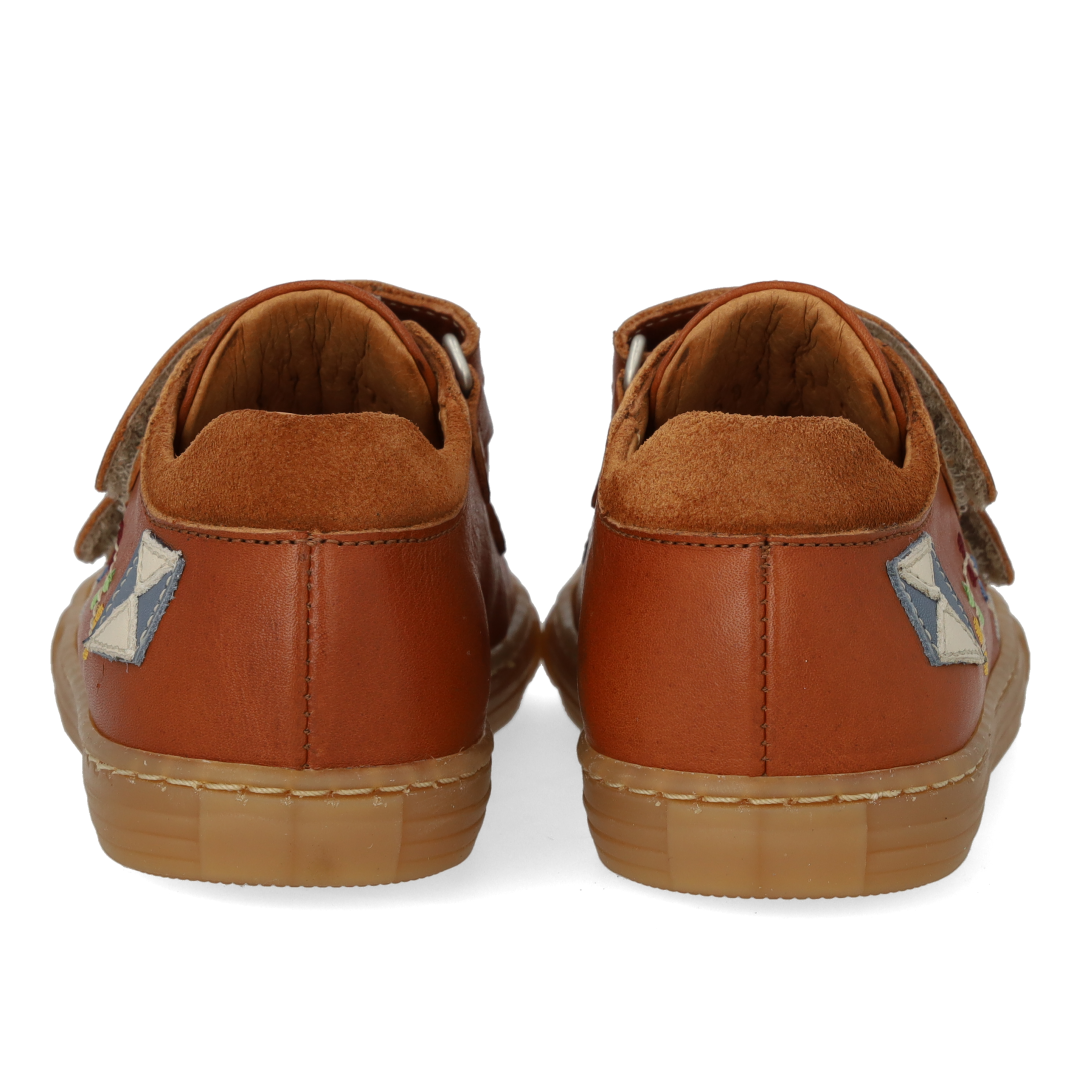 Sneaker mit Drachendetail