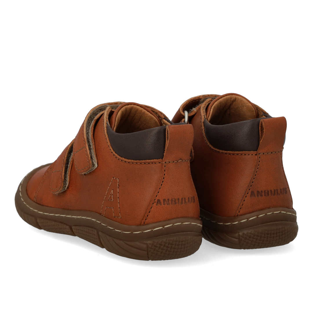 Klettstiefel mit verstärkter Zehenkappe