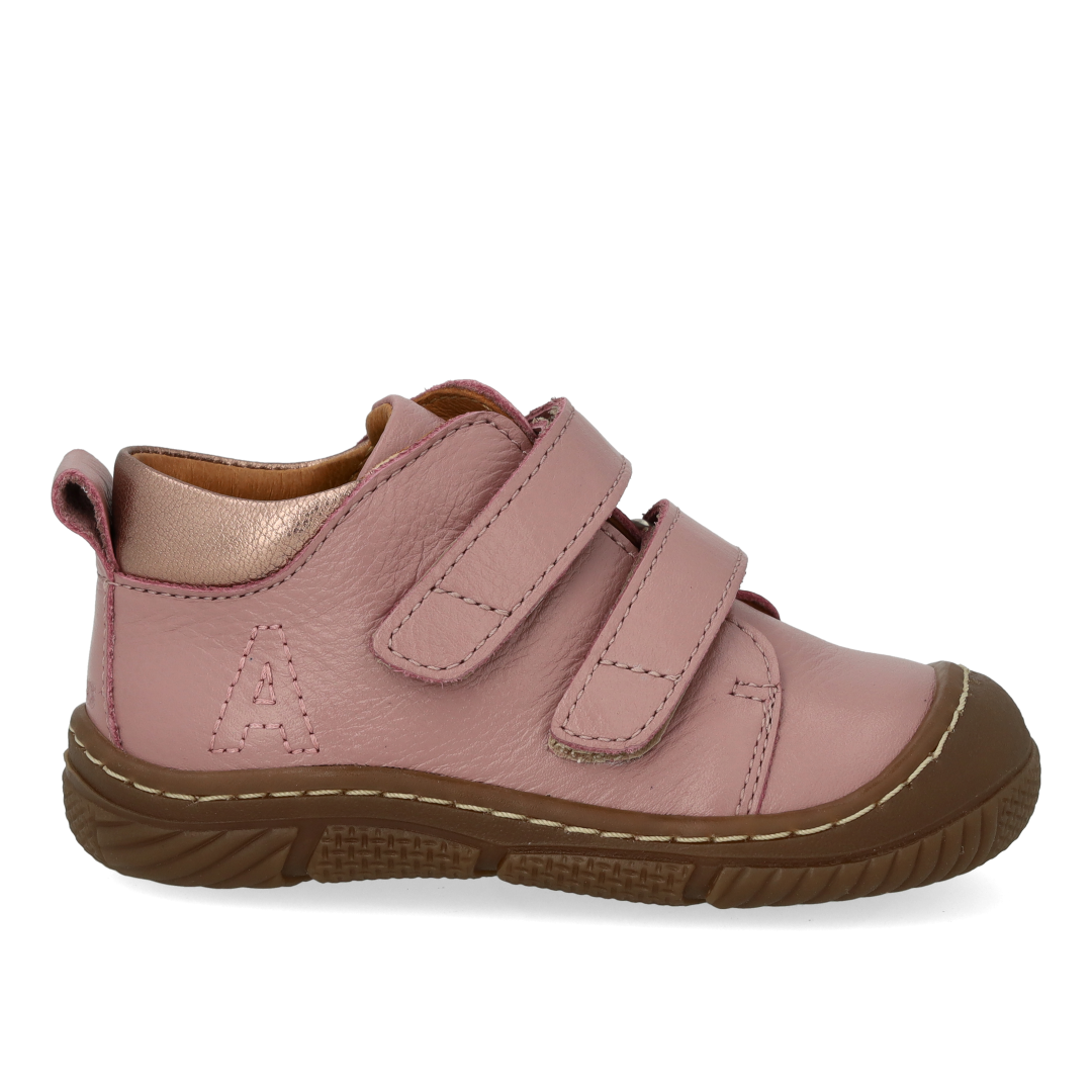 Klettstiefel mit verstärkter Zehenkappe
