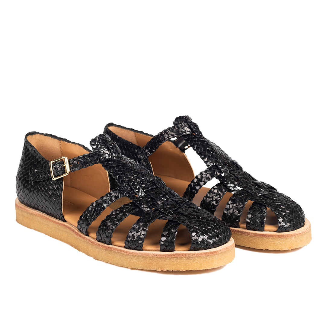 Klassische handgeflochtene Fisherman’s Sandale