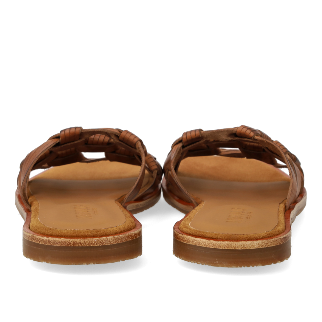 Slip-on-Sandale mit Flechtdetail