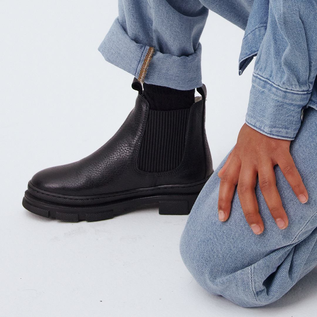 Chelsea-Stiefel mit Gummizug und Wollfutter