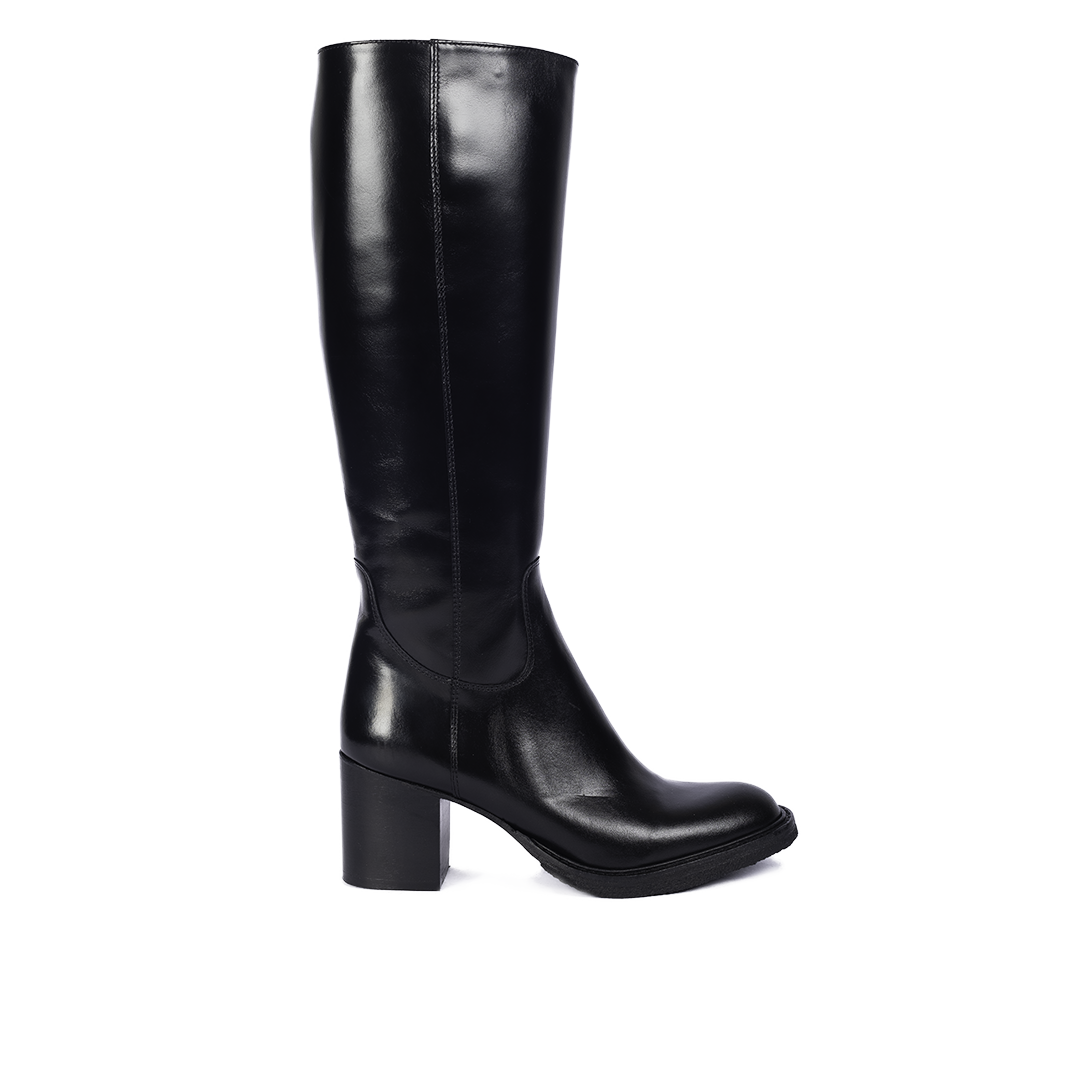70er-inspirierter lederstiefel mit hohem schaft