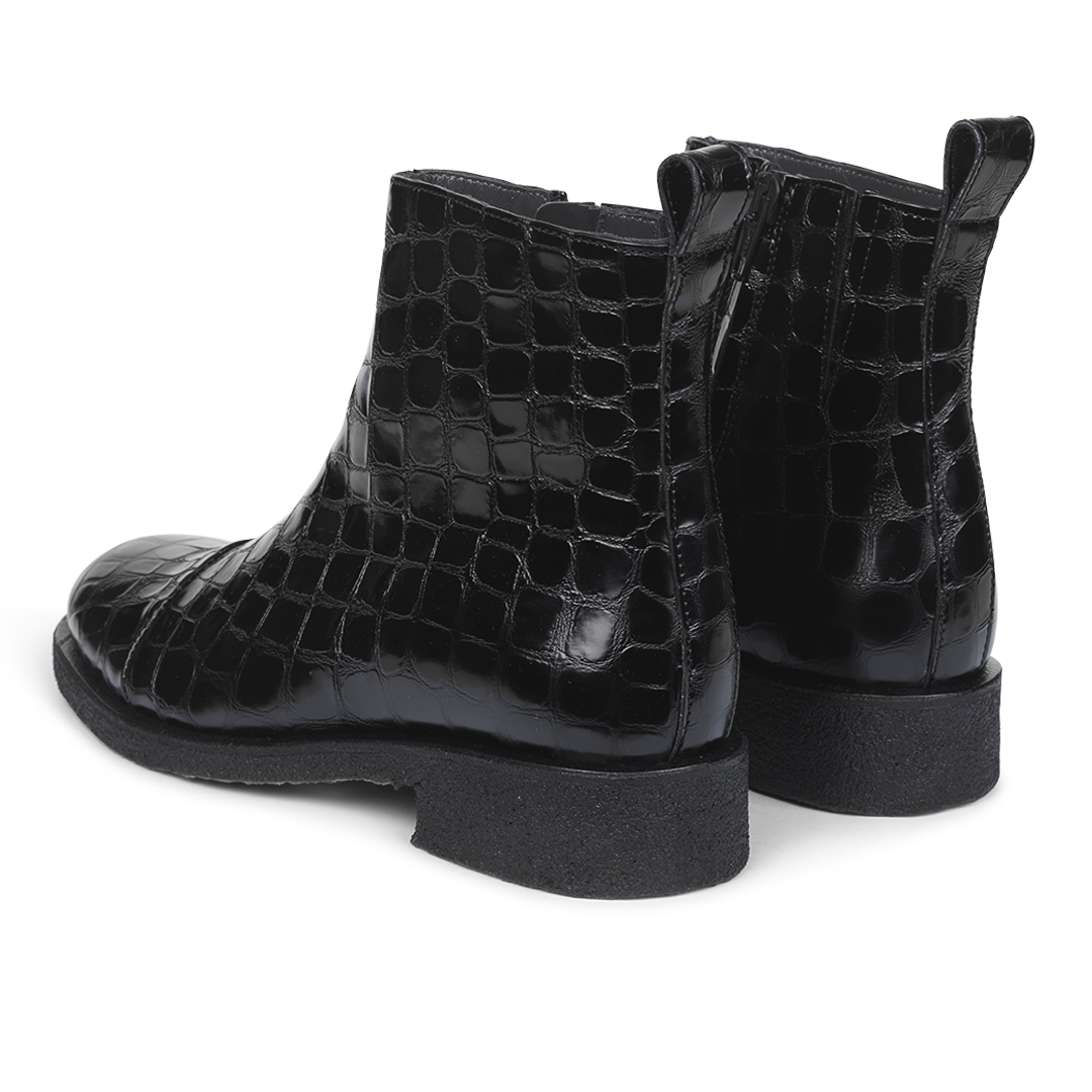 Stiefel mit Reißverschluss