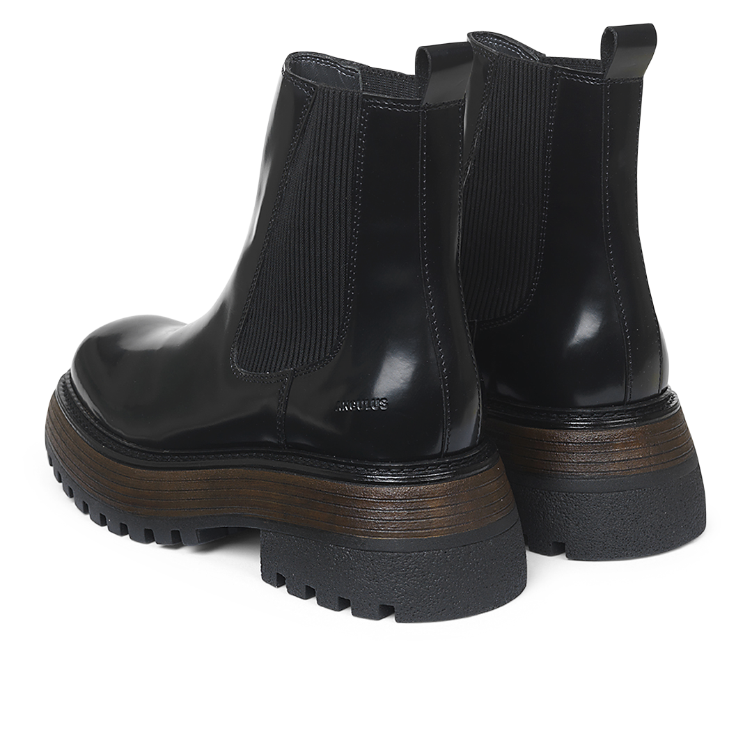 Stiefel mit Gummizug