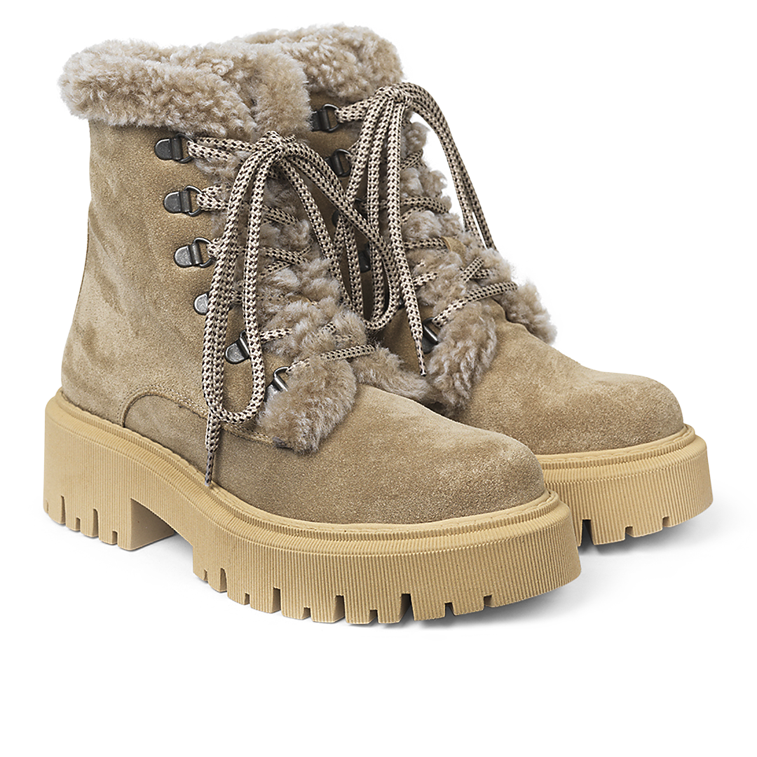 Klobiger schnürstiefel mit weichem merino-wollfutter