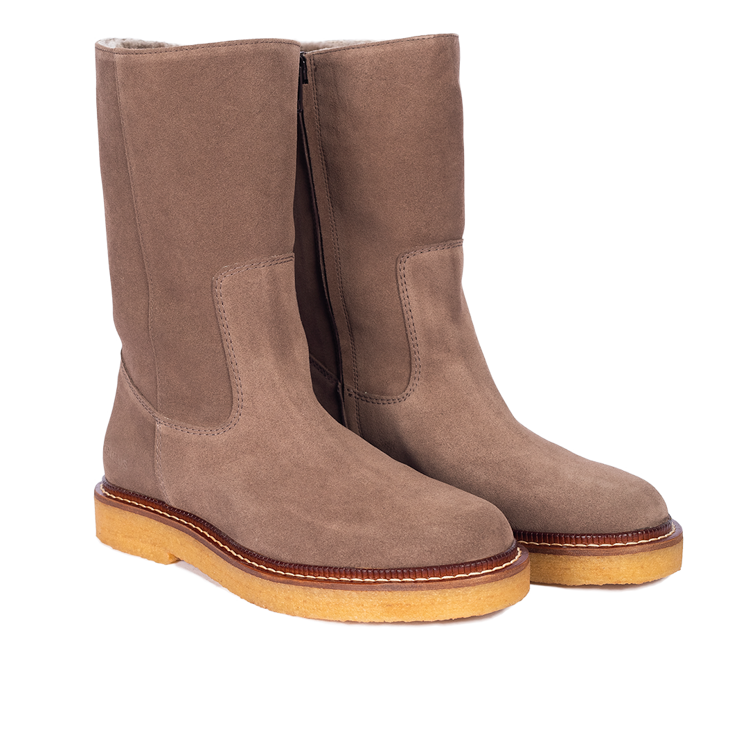 Stiefel mit Wollfutter