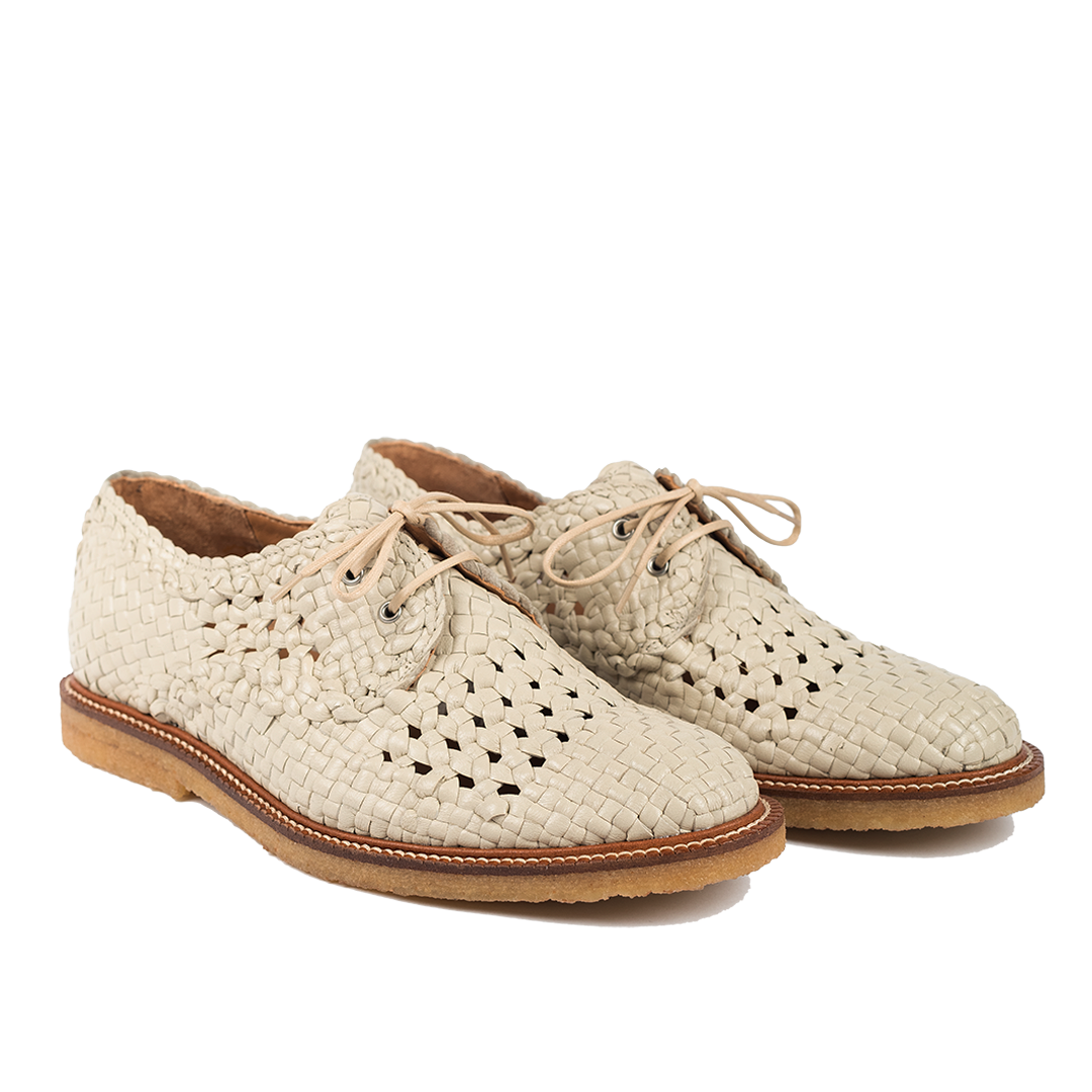 Handgeflochtene Schnürschuhe