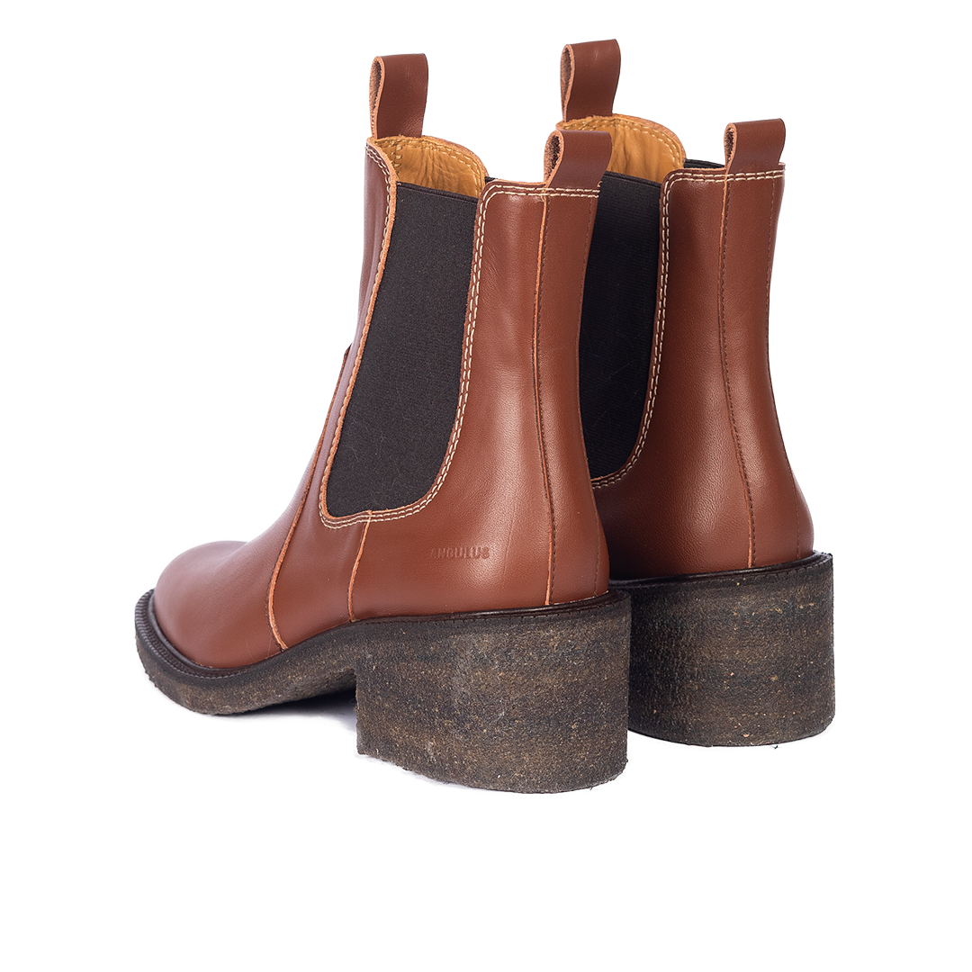 Chelsea-Stiefel mit Kontrastnähten