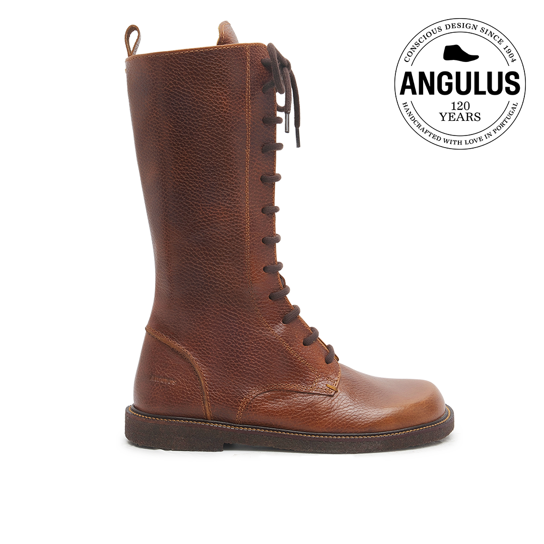 Schnürstiefel mit hohem Schaft und Kontrastdetails