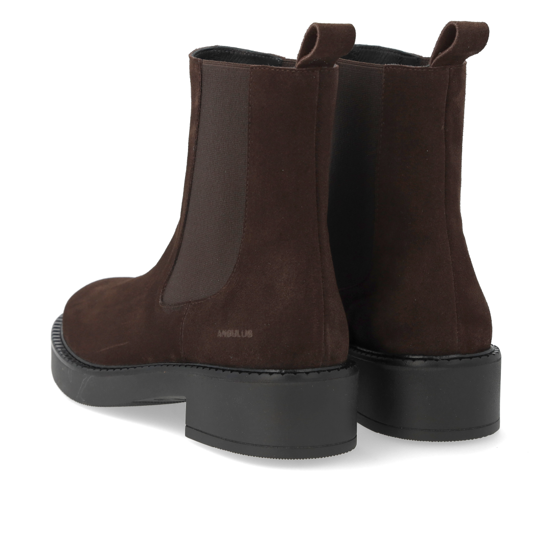 Minimalistischer Chelsea-Stiefel mit klobiger Sohle