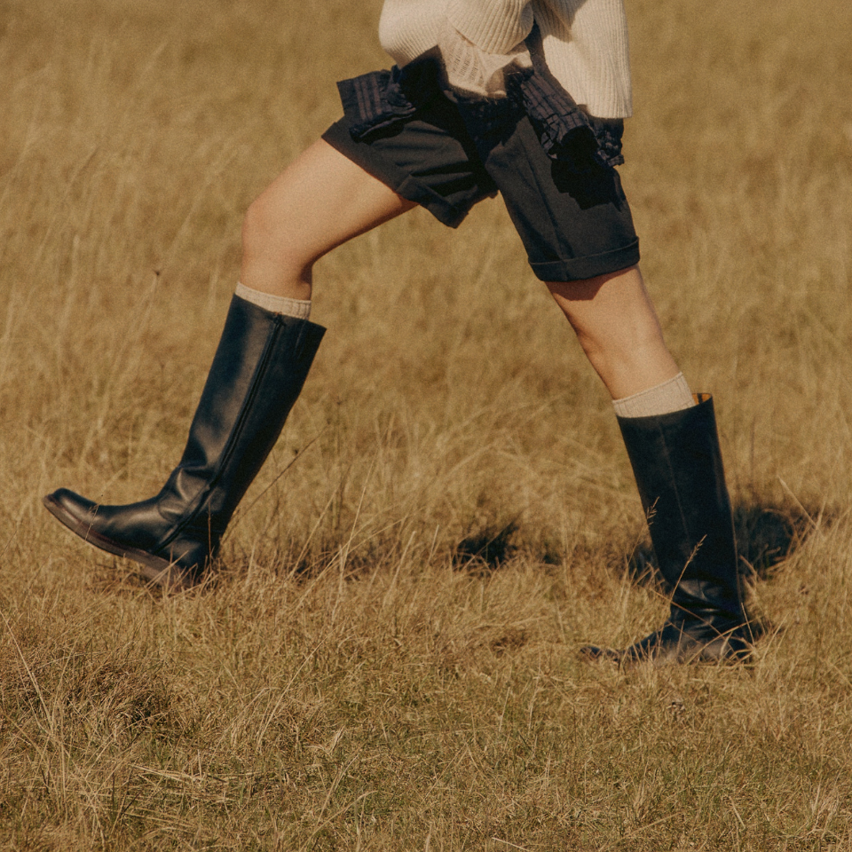 Stiefel mit langem Schaft