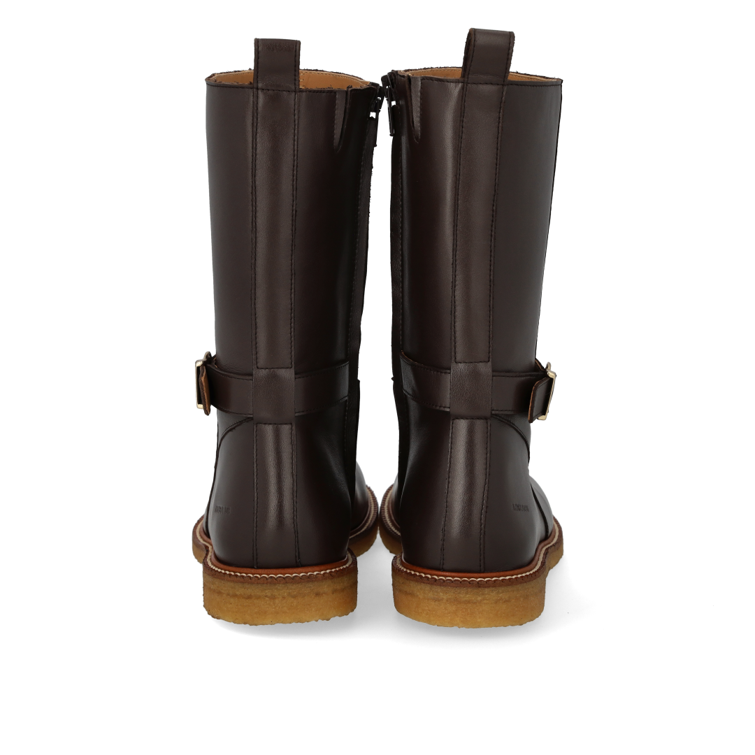 Halbhoher Stiefel