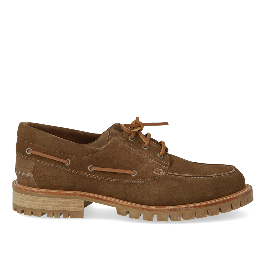 Schnürschuhe