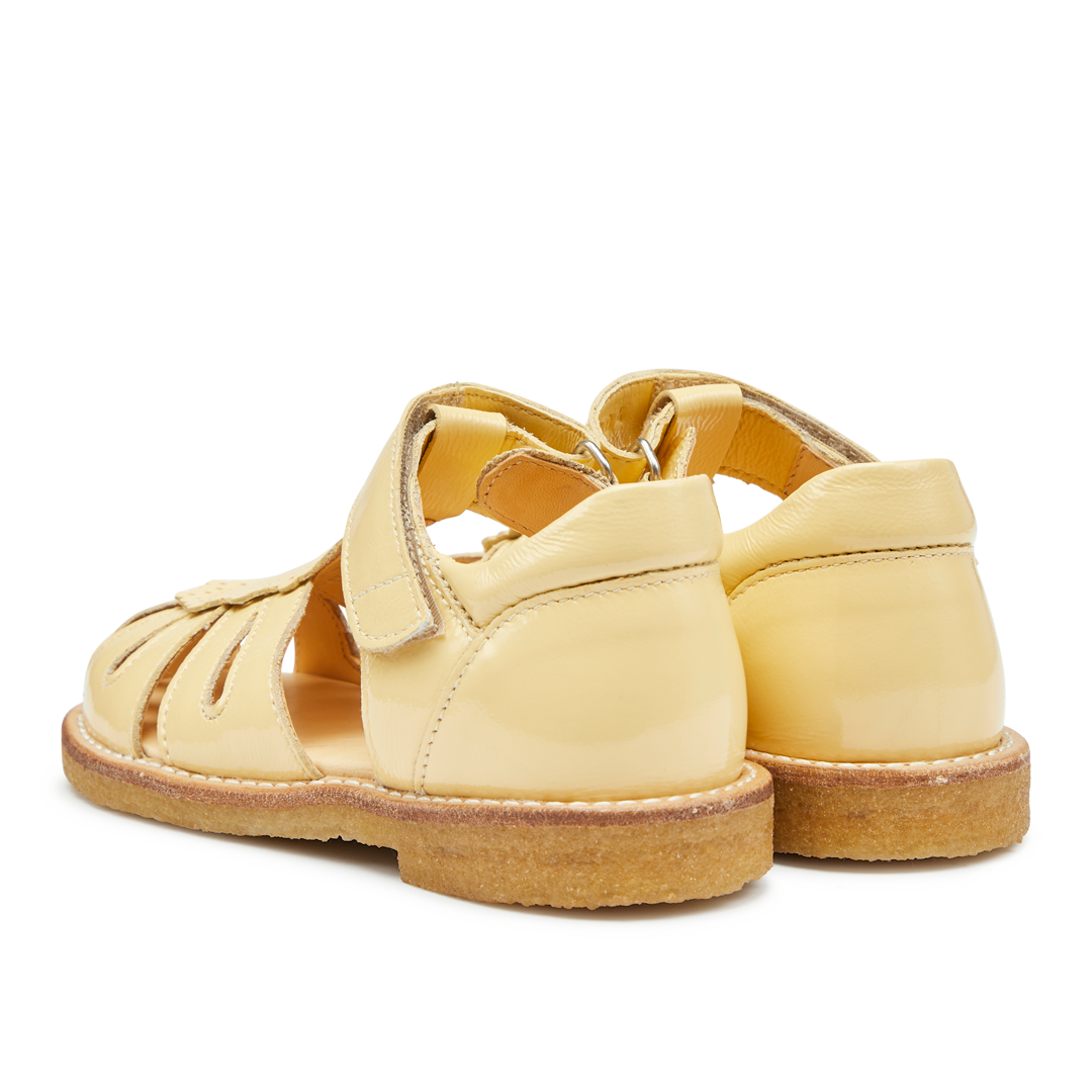 Sandal mit Tropfendetail