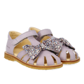 Sandalette mit Glitzerschleife und Klettverschluss
