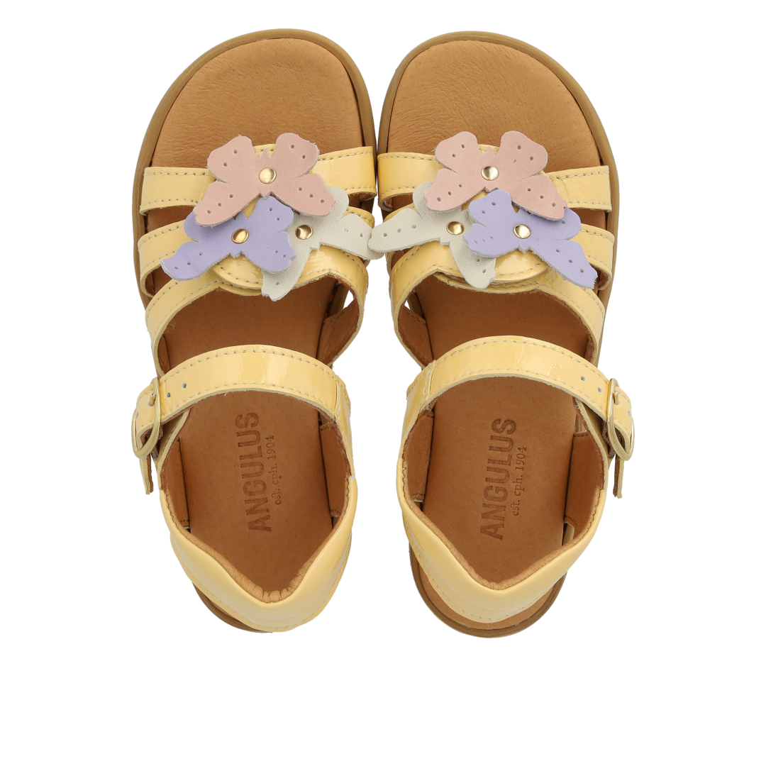 Sandal mit offener Zehe und velcro