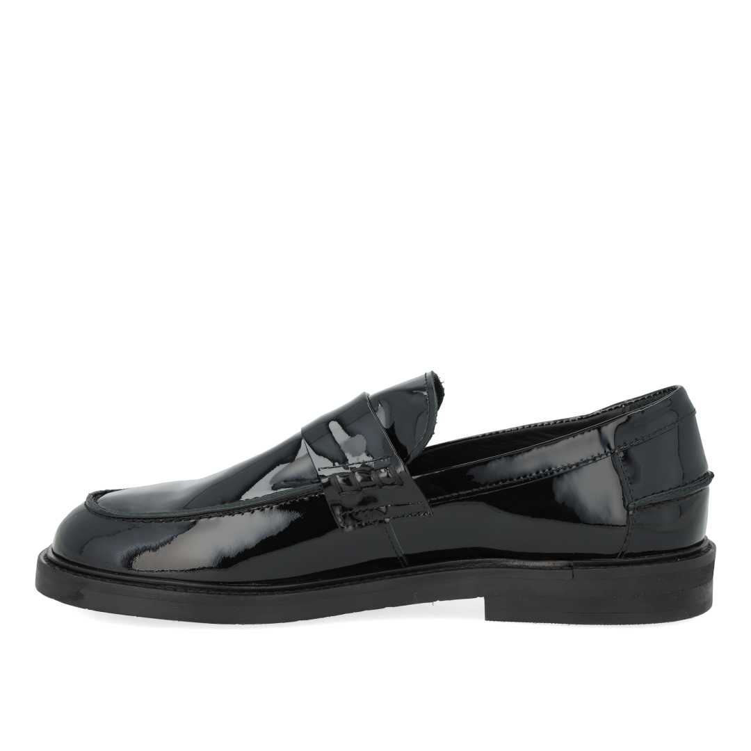 Klassischer Pennyloafer mit weiter Passform