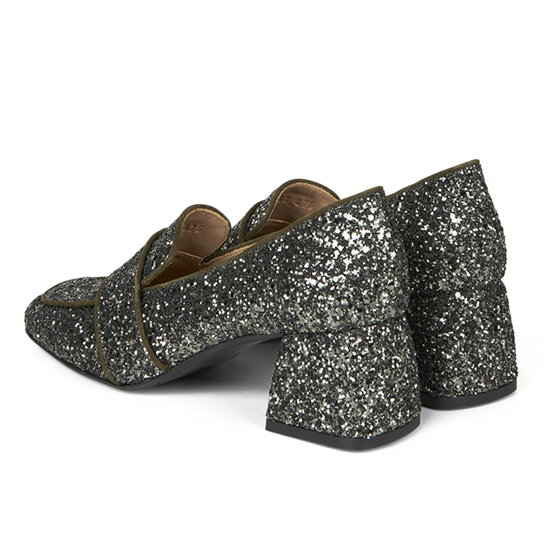 Loafer mit Absatz