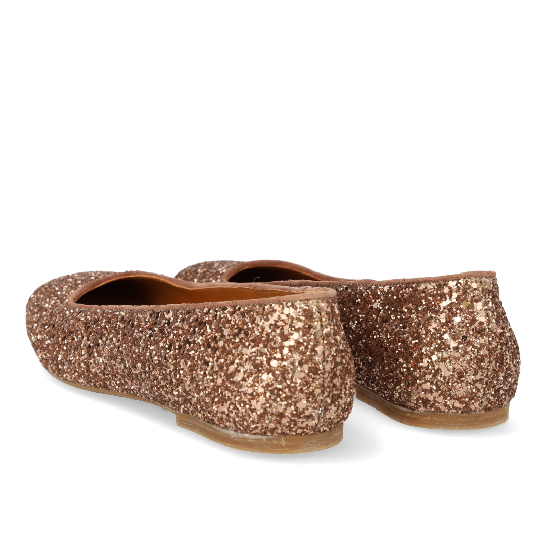 Ballerina in funkelndem Glitzer