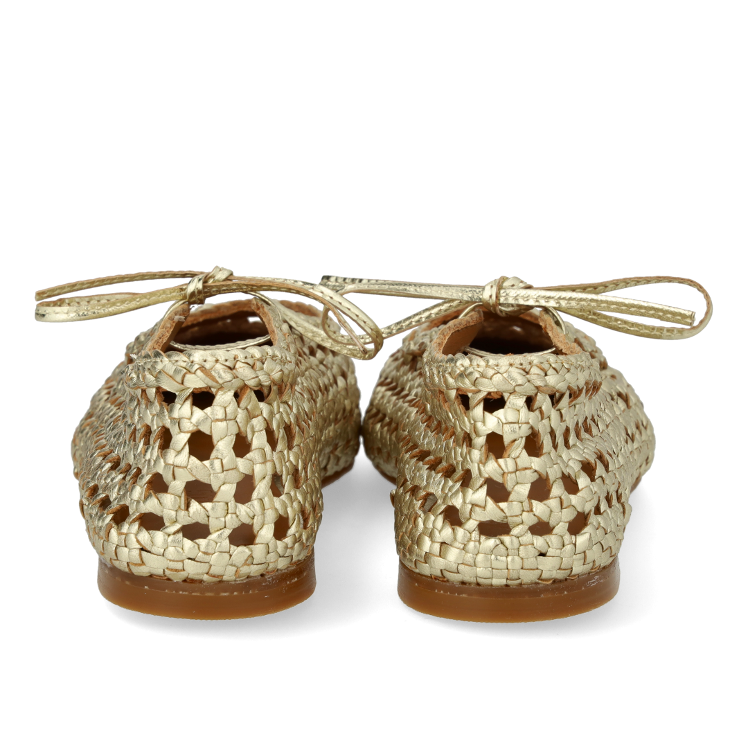 Weiche handgeflochtene Ballerina mit Schleifendetail