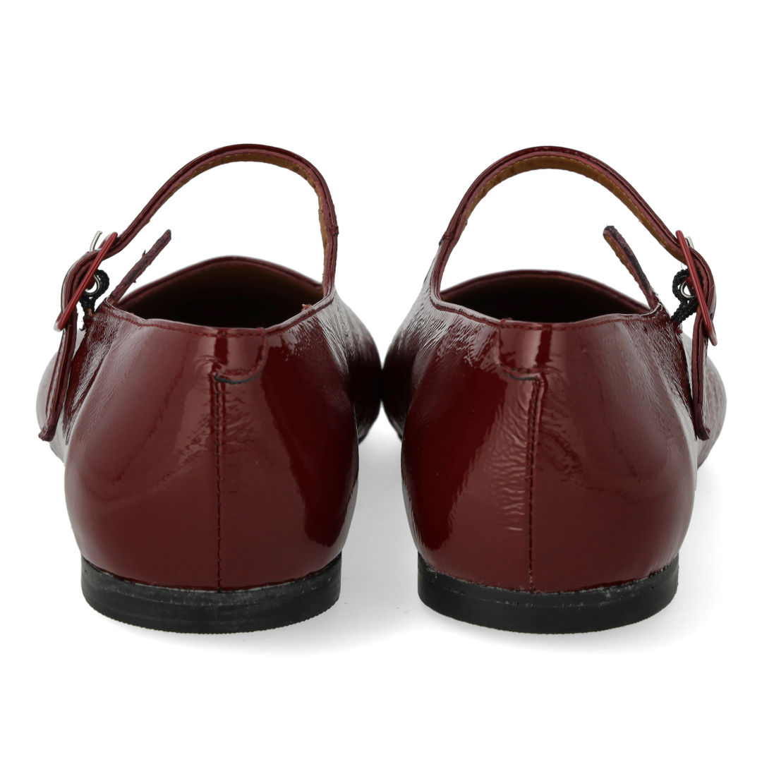 Mary Jane Ballerina mit moderater quadratischer Schuhspitze