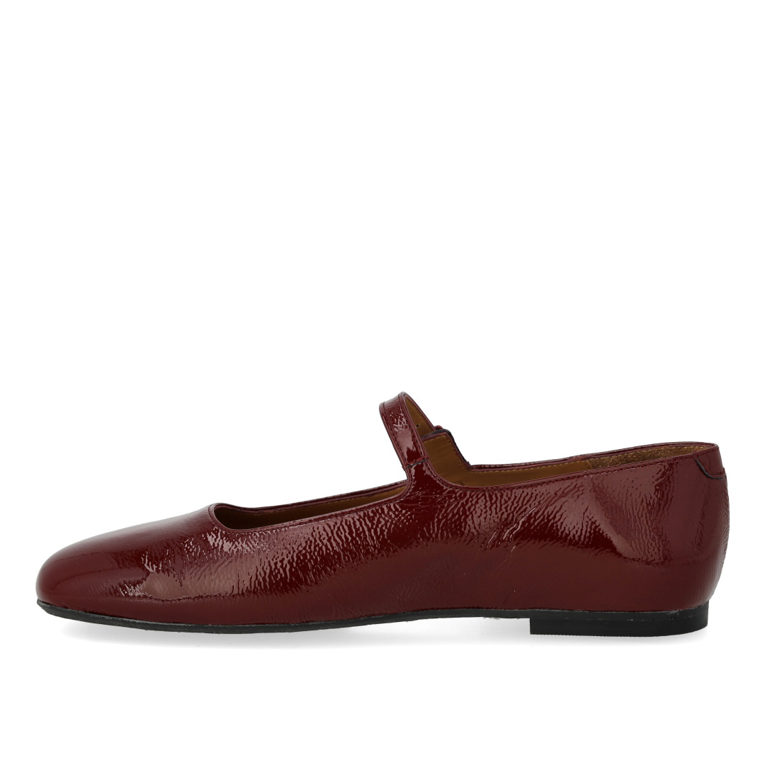 Mary Jane Ballerina mit moderater quadratischer Schuhspitze