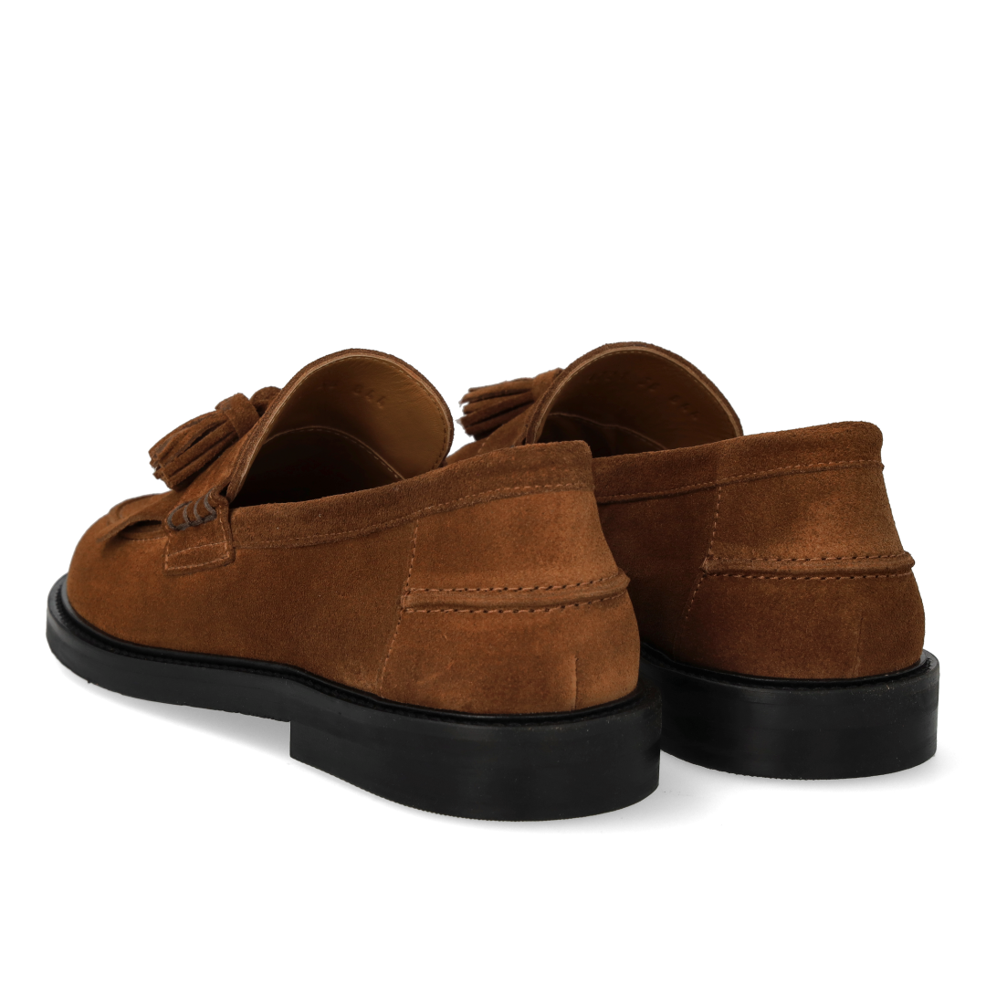 Breiter Loafer mit Fransen und Quaste