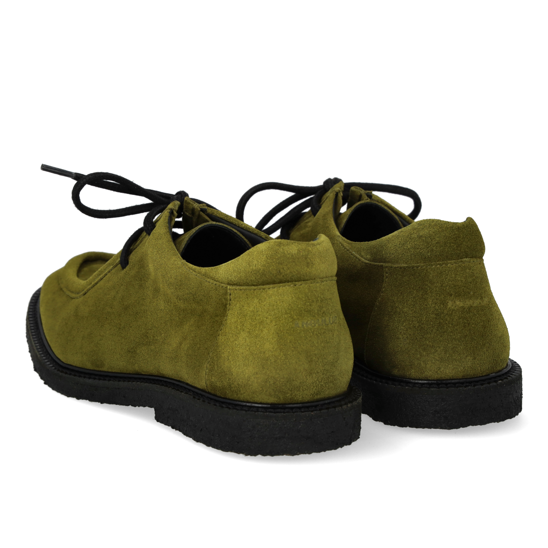 Schnürschuhe