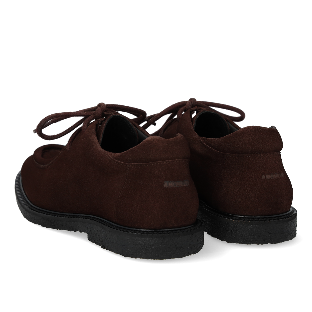 Schnürschuhe