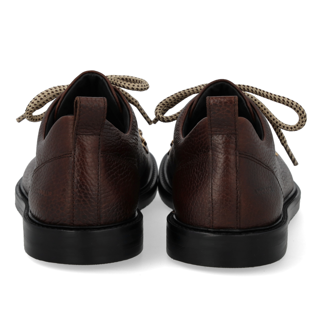 Schnürschuhe