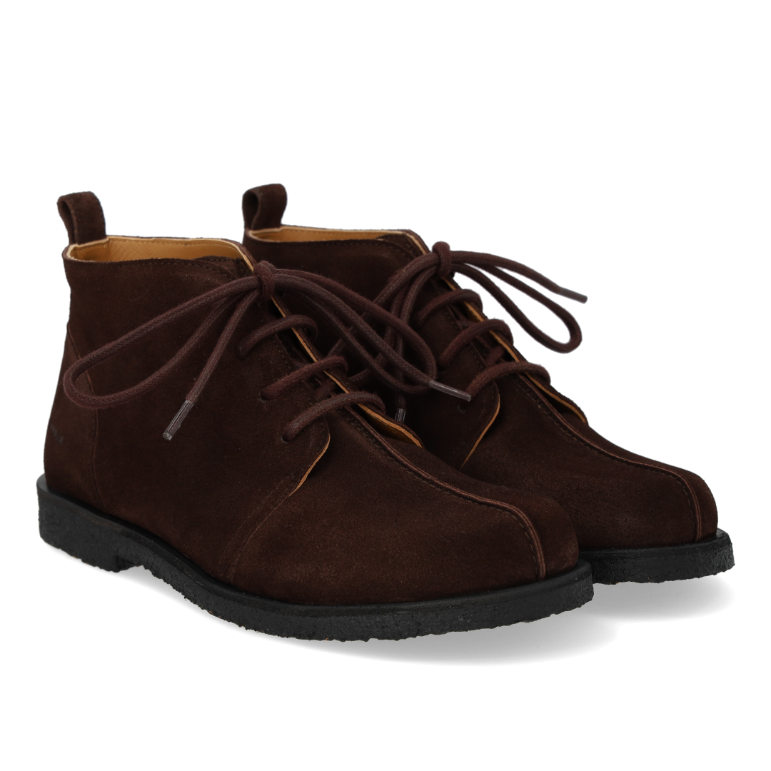 Schnürschuhe