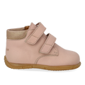 Der erste Schuh