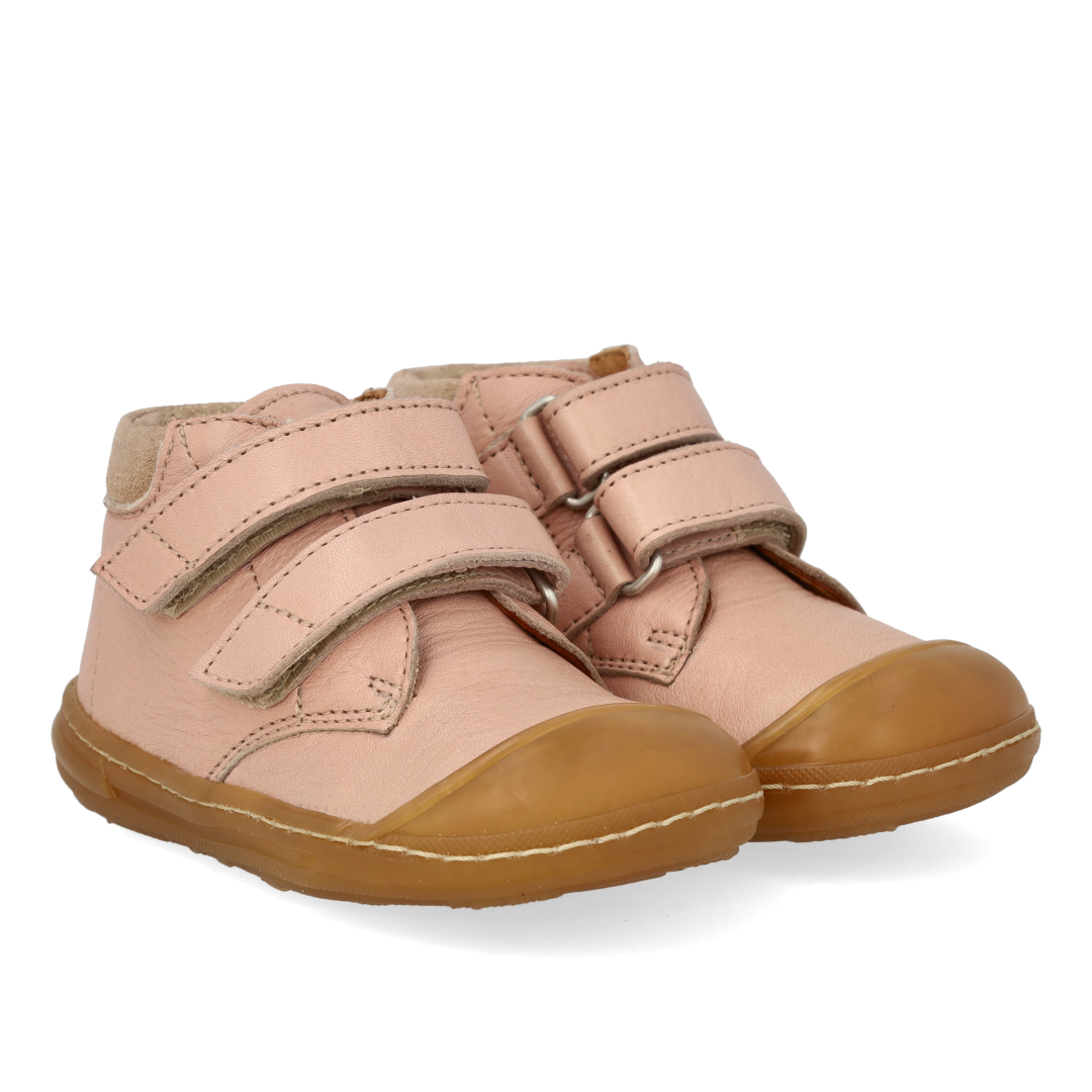 Der erste Schuh mit Zehenschutz