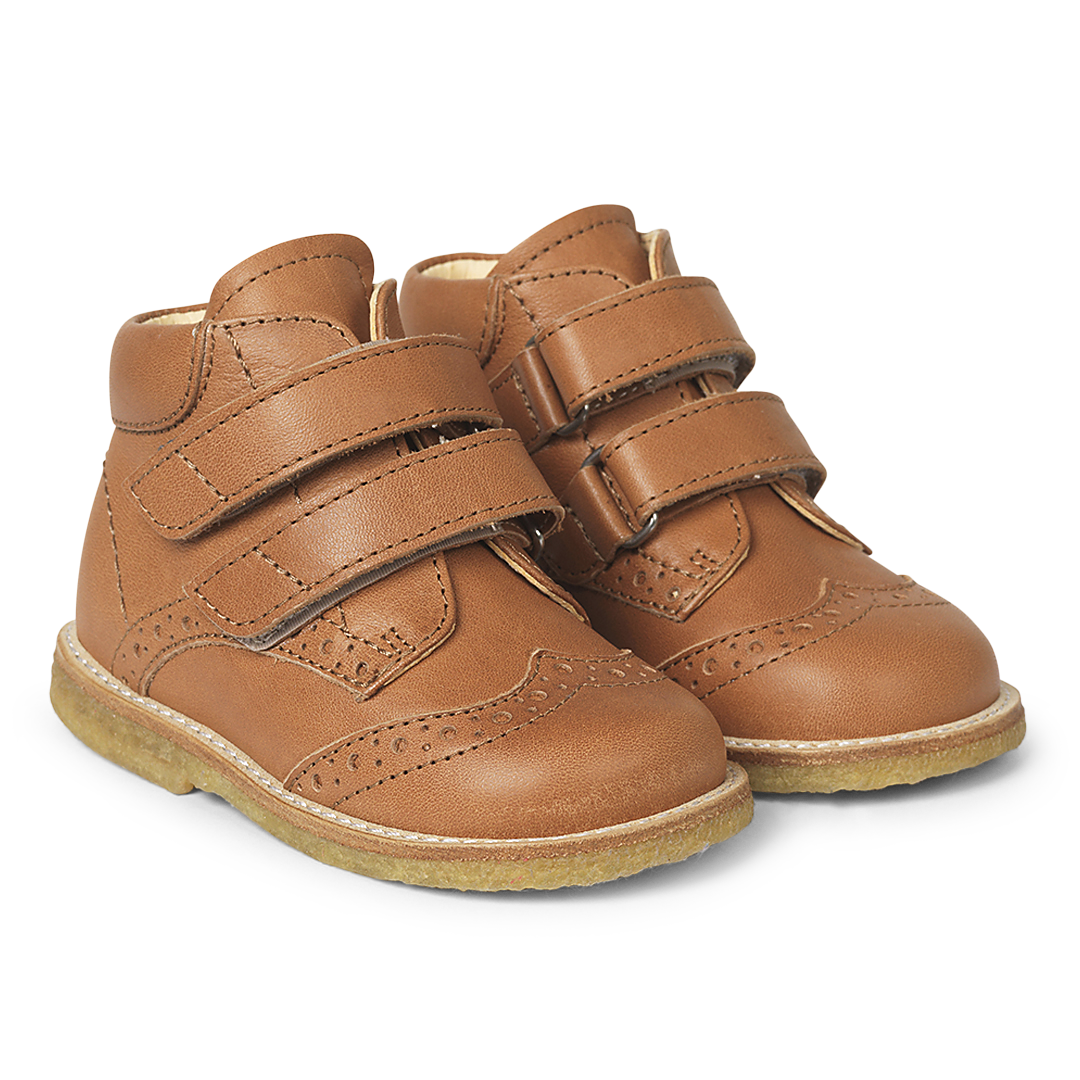Anfängerschuhe mit Klettverschluss