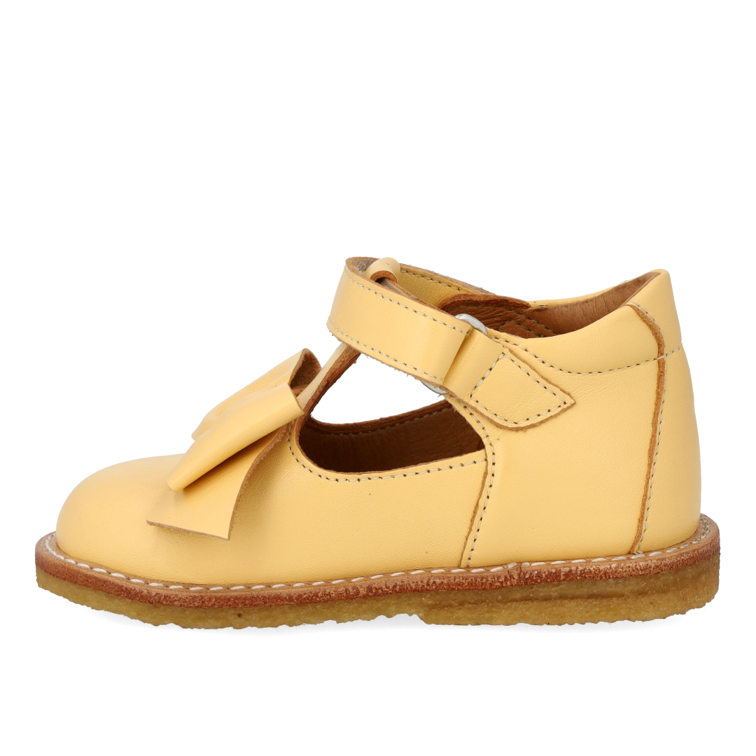 Tüllschuhe mit Schleife