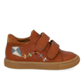 Sneaker mit Drachendetail