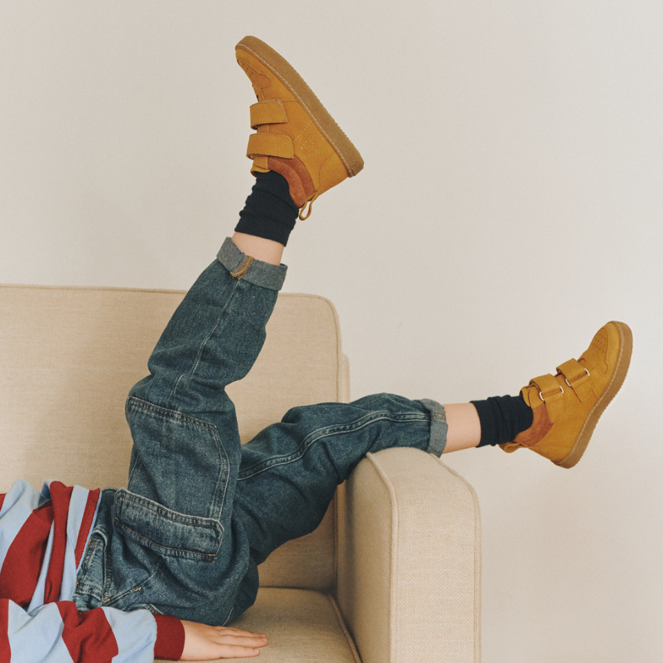 Sneaker mit hohem Schaft
