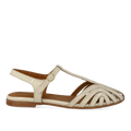Flache Sandale mit schönem organischem Frontdetail