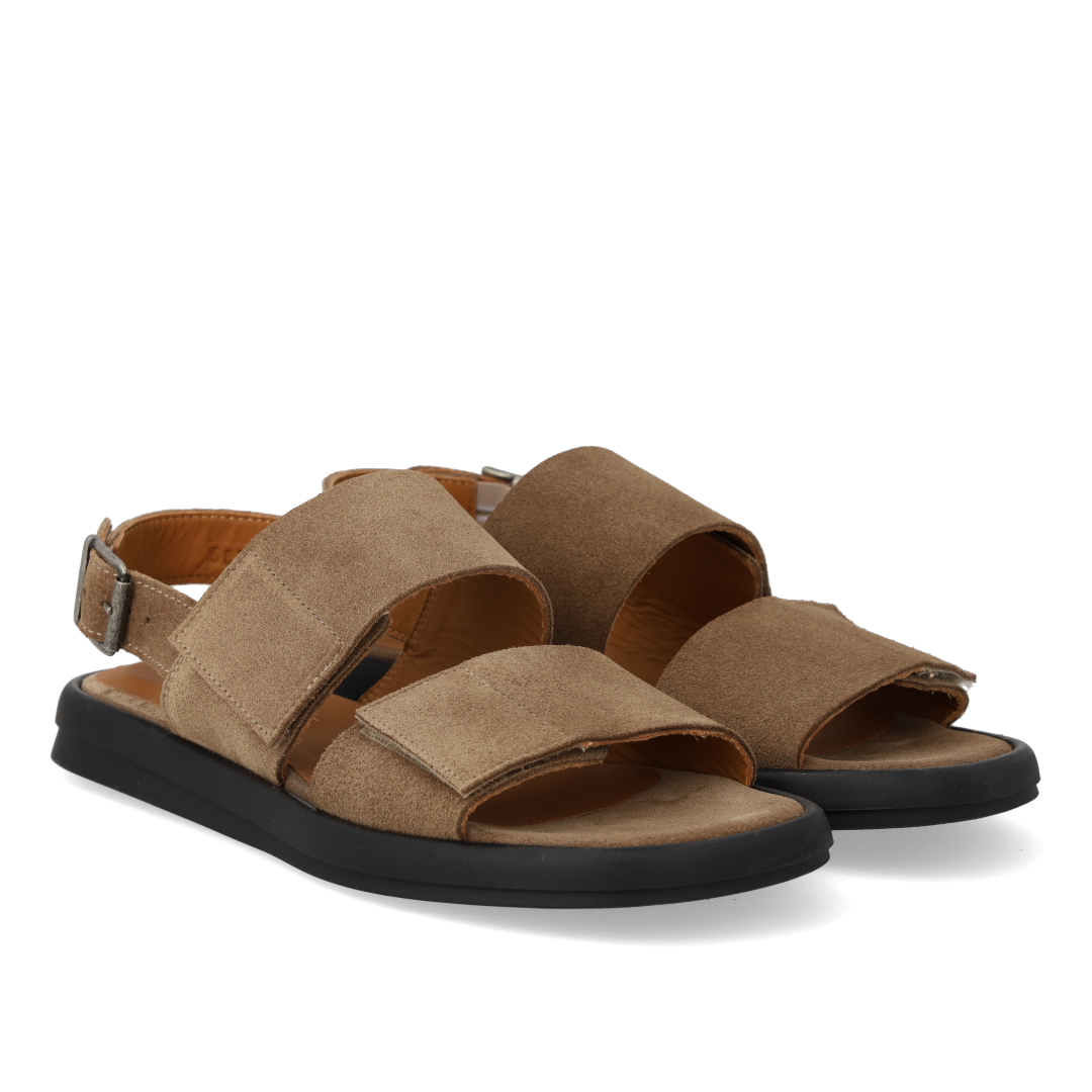 Sandal mit verstellbaren Klettverschlüssen
