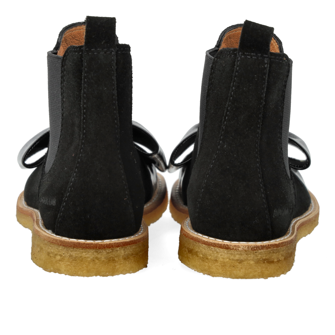 Chelsea-Stiefel mit Schleife