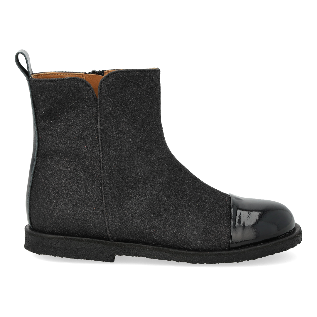 stiefelette mit glitzer und lackspitze