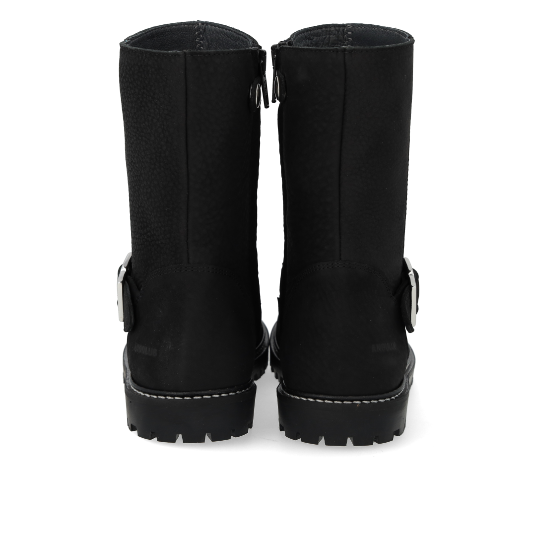 Klobige Stiefel
