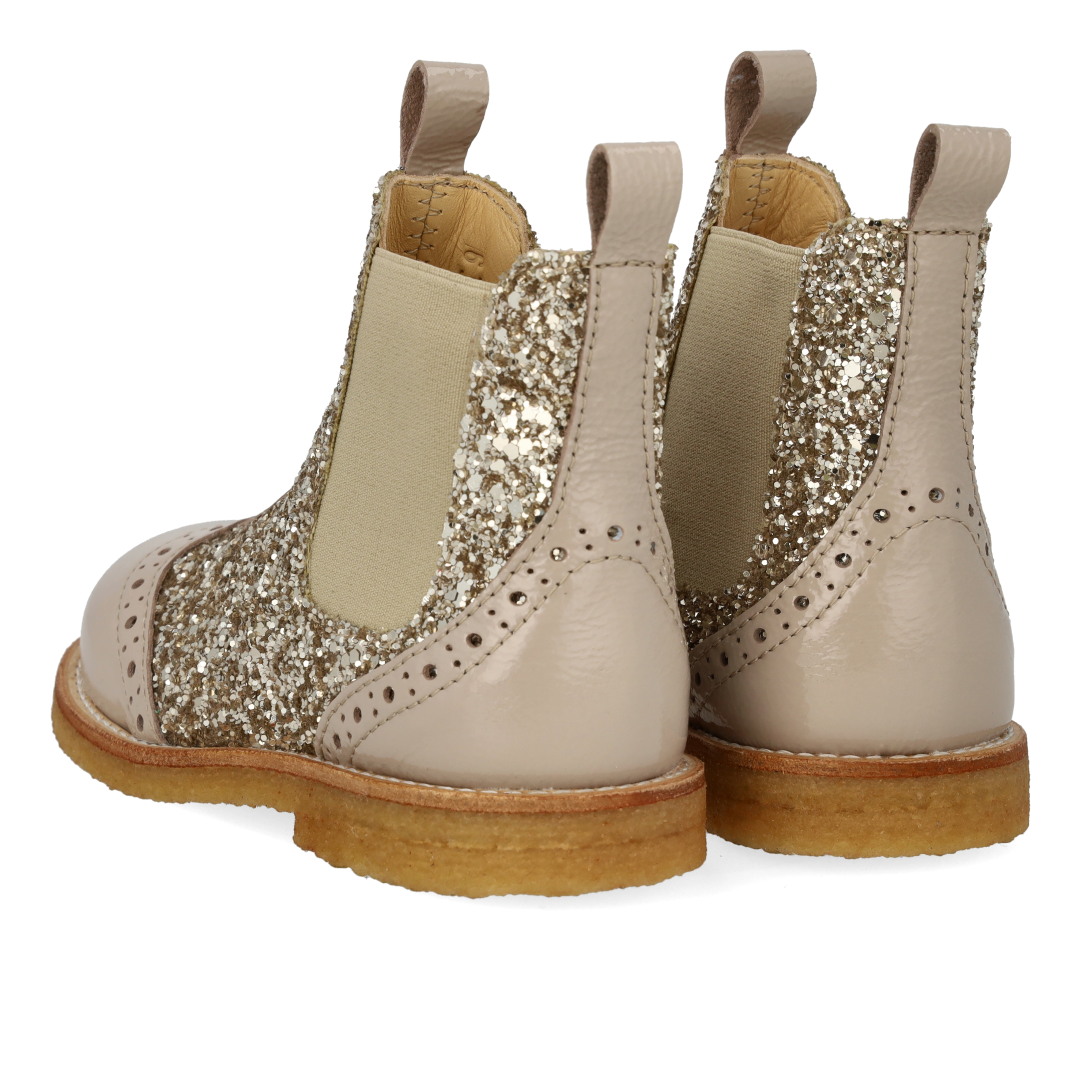 Chelsea-Stiefel mit Brogue-Lochmuster