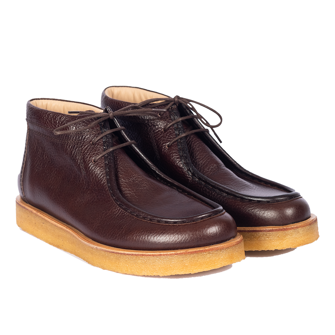 Schnürstiefel