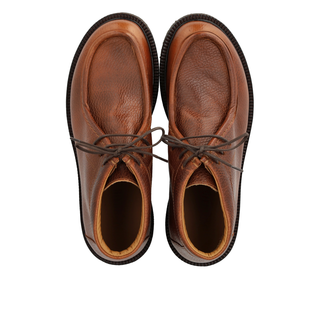 Schnürschuhe mit dekorativem Rand