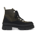 Schnürstiefel